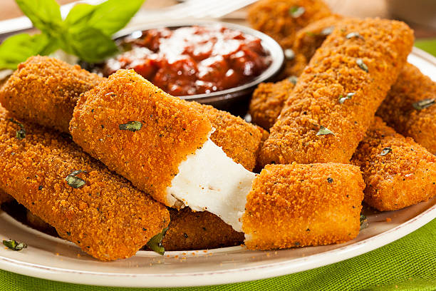 Mozzarella Sticks (4pcs)