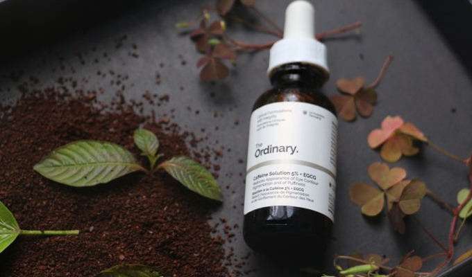 Caffeine serum eye
